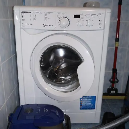 Spacious 2bdr - Free Parking - Walk Everywhere - 300 Mbps Wifi شقة *