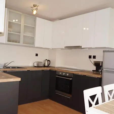 アパート Spacious 2bdr - Free Parking - Walk Everywhere - 300 Mbps Wifi *