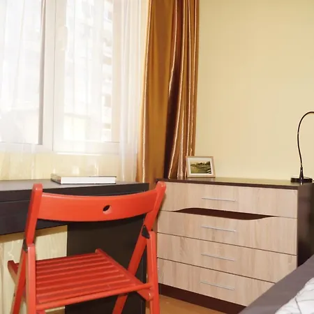 アパート Spacious 2bdr - Free Parking - Walk Everywhere - 300 Mbps Wifi ヴァルナ