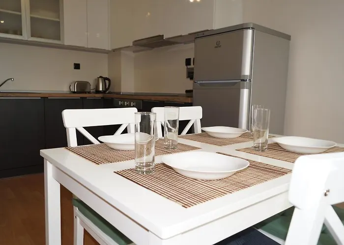 Spacious 2bdr - Free Parking - Walk Everywhere - 300 Mbps Wifi Lejlighed *